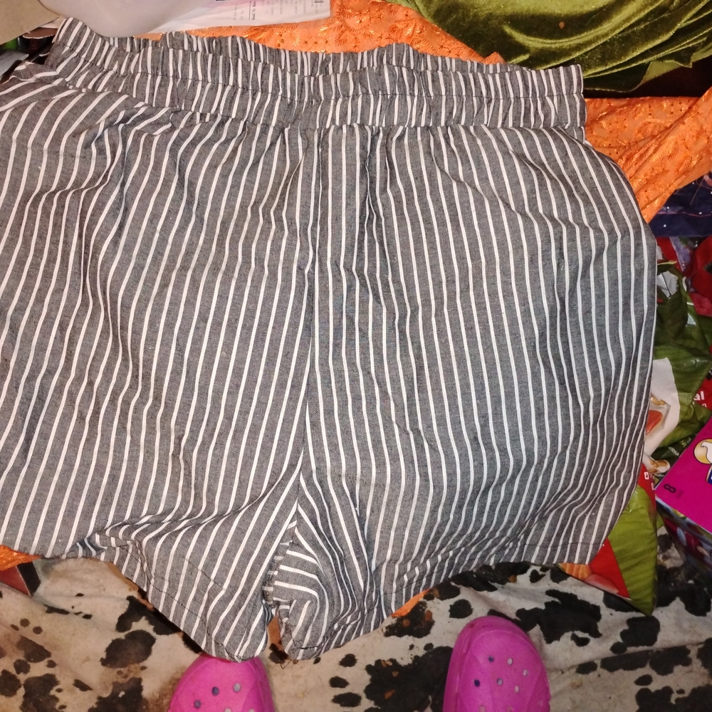 High Waisted Gray and White Striped Shorts